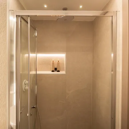Tobe Plebiscito - Cozy Loft In Center *